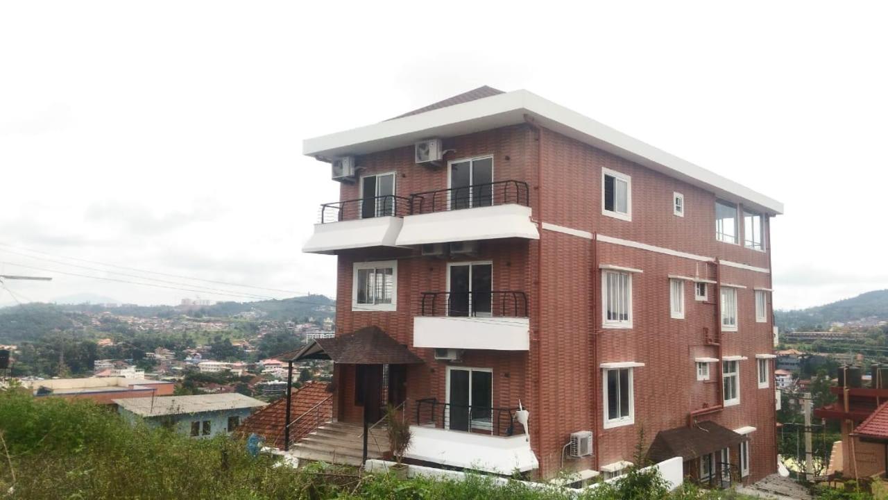 Lali Petals Apartment Madikeri Exterior photo